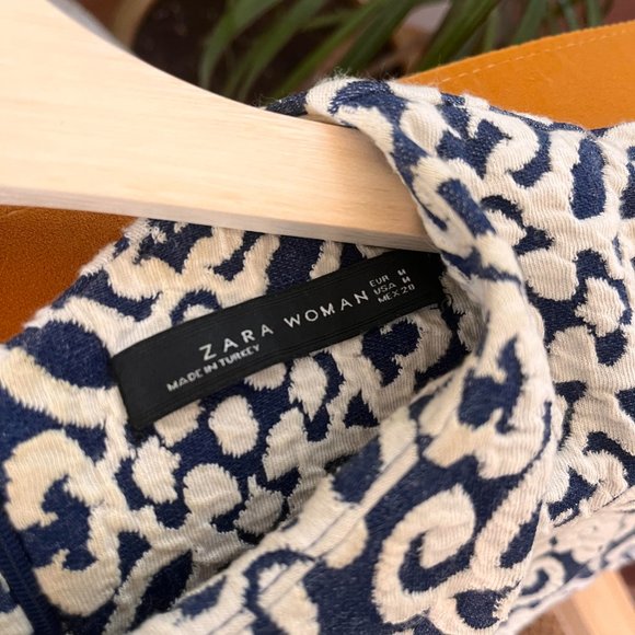 Zara Jacquard Flared Dress - Picture 5 of 5